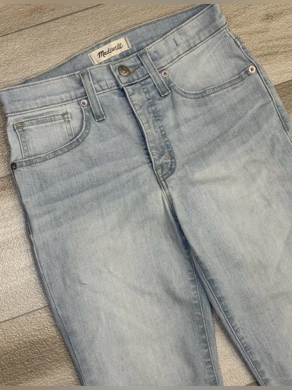 Madewell 9in Mid-Rise Skinny Crop Blue Denim
Jeans: Size 24 Msr 24x26